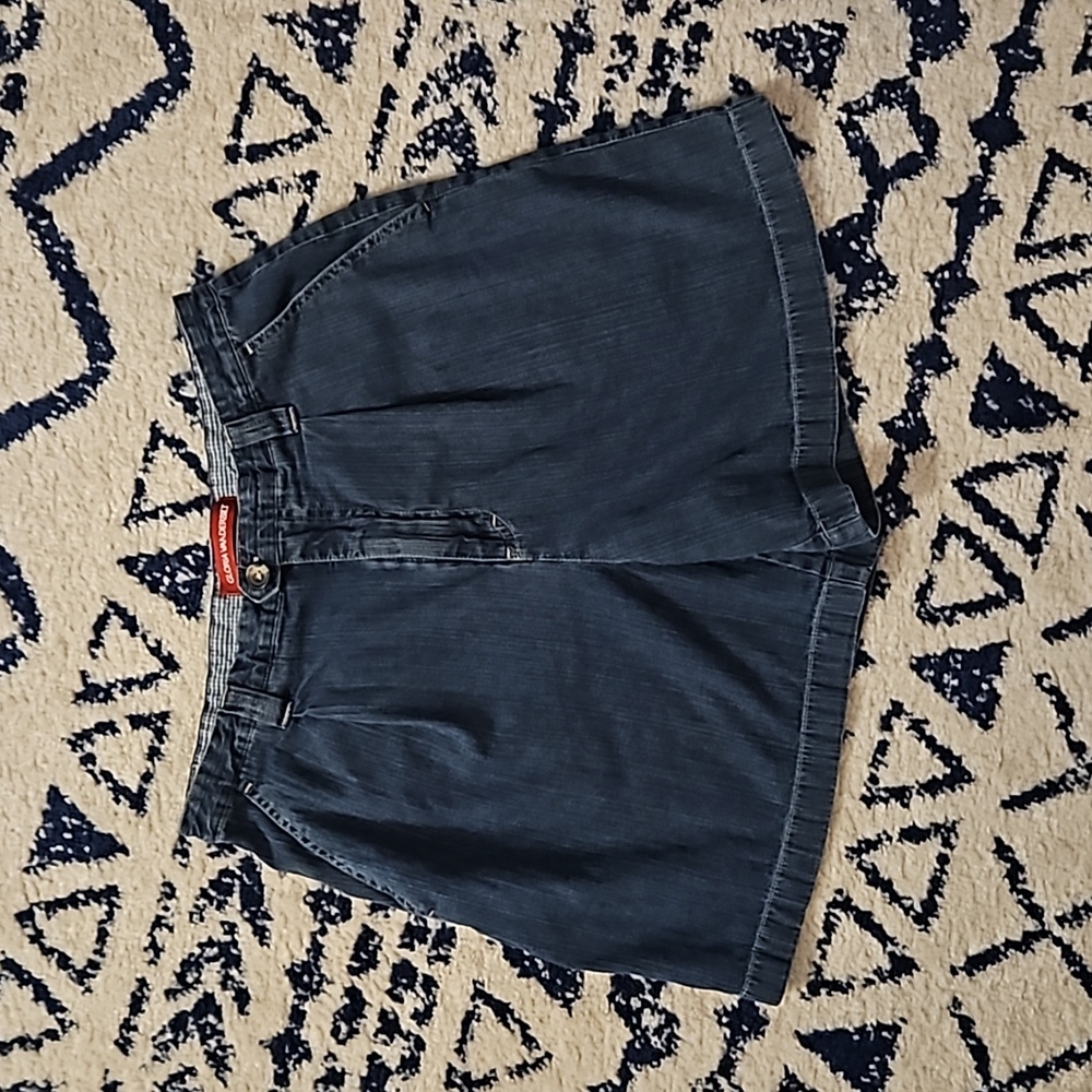 Petite Sz 12 Gloria Vanderbilt Denim Shorts